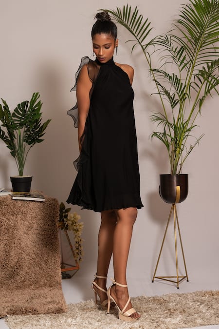 Vanshika Agarwal Label Black Chiffon, Organza, Taffeta Halter Neck One-side Ruffled Dress Online at Aza Fashions Vanshika Agarwal Label_Black Chiffon, Organza, Taffeta Halter Neck One-side Ruffled Dress _Online_at_Aza_Fashions