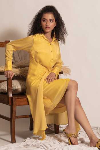 Vanshika Agarwal Label_Yellow Satin, Taffeta Collared Front Tie-up Midi Dress _Online_at_Aza_Fashions