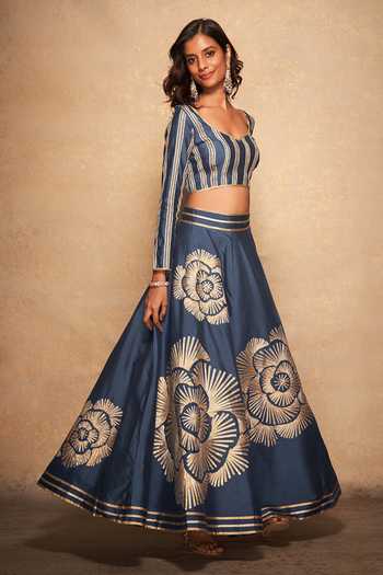Buy_Gulabo By Abu Sandeep_Blue 100% Pure Chanderi Silk Gota Leaf Neck Stripe Pattern Blouse _Online_at_Aza_Fashions