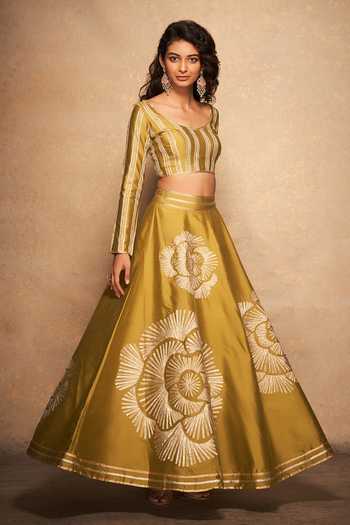 Shop_Gulabo By Abu Sandeep_Green 100% Pure Chanderi Silk Gota Leaf Neck Blouse _Online_at_Aza_Fashions