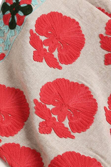 Buy_Amoliconcepts_Ivory 100% Cotton Embroidery Mughal Table Runner_Online_at_Aza_Fashions