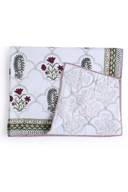 Amoliconcepts White Eco Friendly Cotton Hand Block Print Reversible Single Dohar Online at Aza Fashions Amoliconcepts_White Eco Friendly Cotton Hand Block Print Reversible Single Dohar_Online_at_Aza_Fashions