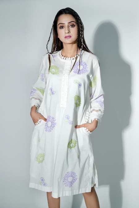 Jyoti Bansal_White Cotton Embroidery, Lace Round Neck Bloom Of Faith Applique Tunic_Online_at_Aza_Fashions