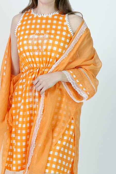 Buy Jyoti Bansal Orange Floral Lace Embroidered Cape Online at Aza Fashions Buy_Jyoti Bansal_Orange Floral Lace Embroidered Cape _Online_at_Aza_Fashions