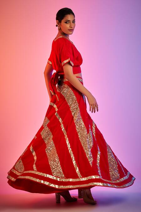 Gulabo By Abu Sandeep_Red Batwing Sleeve Crop Top _at_Aza_Fashions