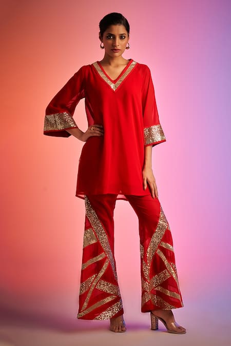 Buy_Gulabo By Abu Sandeep_Red Georgette Sequins, Applique V-neck Work Short Kurta_Online_at_Aza_Fashions