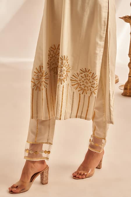 Buy_Gulabo By Abu Sandeep_Off White 100% Pure Chanderi Silk Embellished Gota Work Pencil Pant _Online_at_Aza_Fashions
