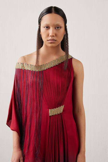 Buy_Akhl_Red Satin, Viscose, Modal Fringe Asymmetric Gradient Kaftan _Online_at_Aza_Fashions