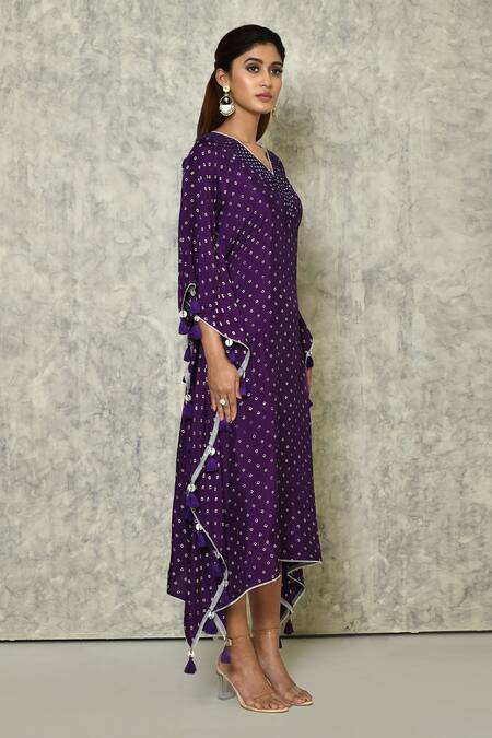 Naintara Bajaj_Purple Habutai Silk Printed Bandhej V Neck Kaftan_at_Aza_Fashions