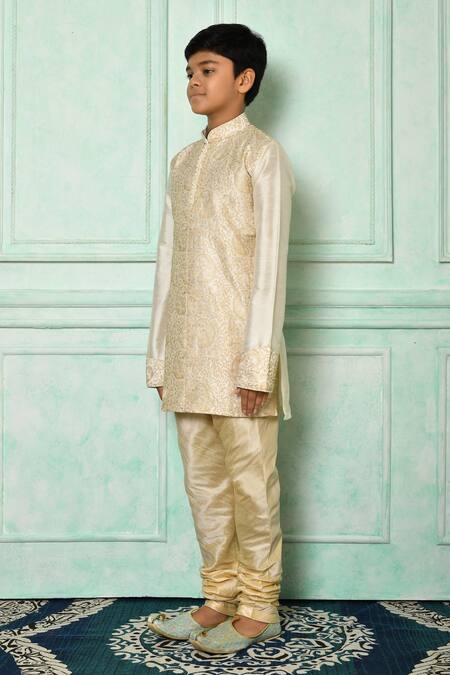 Shop_Petite Pomme_Cream Silk Embroidery Paisley Patterned Kurta _Online_at_Aza_Fashions