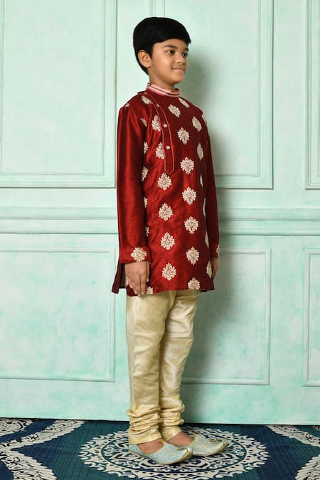 Petite Pomme_Red Silk Embroidery Floral Pattern Kurta And Churidar _at_Aza_Fashions