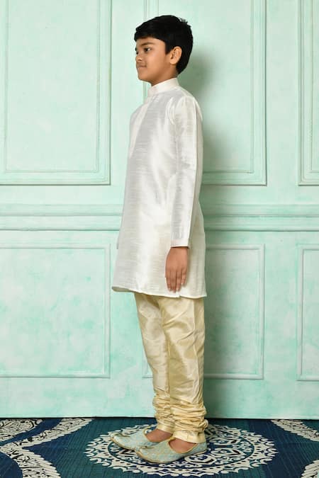 Shop_Petite Pomme_Off White Silk, Polyester Straight Mandarin Collar Kurta _Online_at_Aza_Fashions