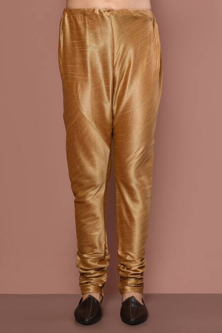 Naintara Bajaj_Orange Dupion Silk Embroidered Thread Collar Kurta Set_Online_at_Aza_Fashions