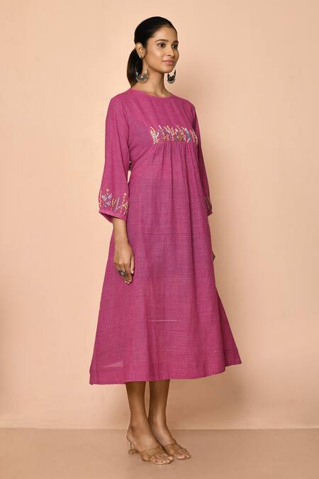 Shop Samyukta Singhania Purple Handloom Cotton Embroidery Round Neck Checkered Kurta Online at Aza Fashions Shop_Samyukta Singhania_Purple Handloom Cotton Embroidery Round Neck Checkered Kurta_Online_at_Aza_Fashions