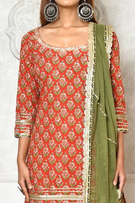 Samyukta Singhania_Red Cotton Embroidery Round Neck Straight Kurta Flared Pant Set_at_Aza_Fashions