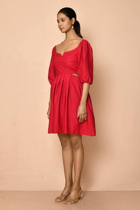 Naintara Bajaj_Pink Poplin Sweetheart Neck A-line Back Cutout Dress_at_Aza_Fashions