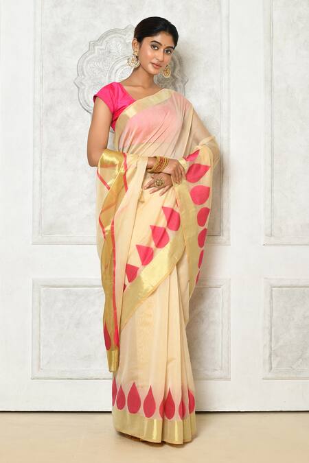 Buy_Samyukta Singhania_Off White Cotton, Silk Embroidery Petal Border Woven Saree _Online_at_Aza_Fashions