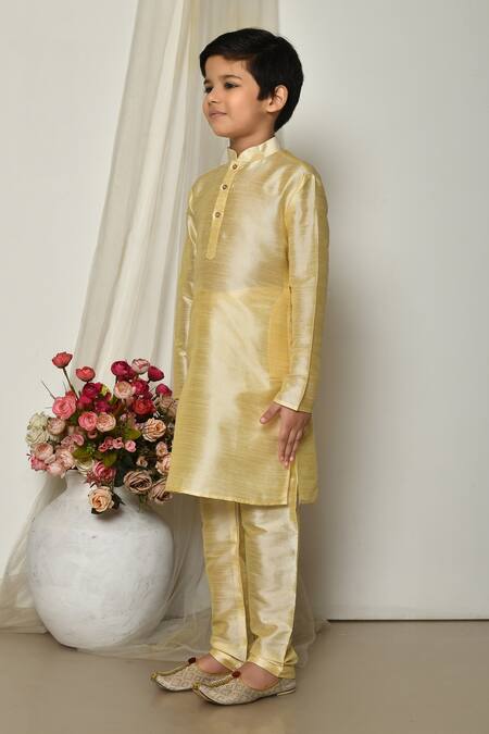 Buy_Petite Pomme_Gold Silk Woven Straight Kurta With Pant 