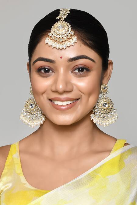 Nazaakat By Samara Singh_Gold Plated Kundan Maangtikka With Bead Drop Chandbalis_Online_at_Aza_Fashions