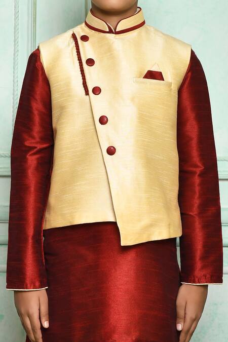 Adara Khan_Beige Silk Blend Sleeveless Bundi _Online_at_Aza_Fashions