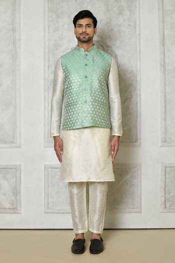 Samyukta Singhania_Green Silk, Jacquard Embroidery Floral Pattern Bundi And Kurta Set_at_Aza_Fashions