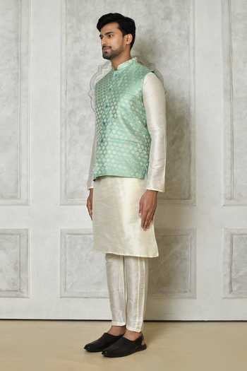 Buy_Samyukta Singhania_Green Silk, Jacquard Embroidery Floral Pattern Bundi And Kurta Set