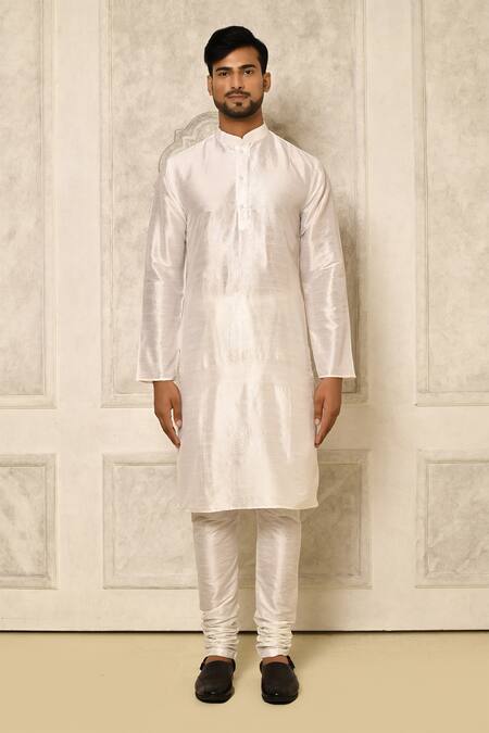 Shop_Naintara Bajaj_Black Bundi Mulberry Woven Floral Circle And Kurta Set _Online_at_Aza_Fashions