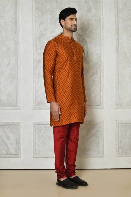 Shop Samyukta Singhania Orange Cotton Silk Printed Chevron Kurta Online at Aza Fashions Shop_Samyukta Singhania_Orange Cotton Silk Printed Chevron Kurta_Online_at_Aza_Fashions