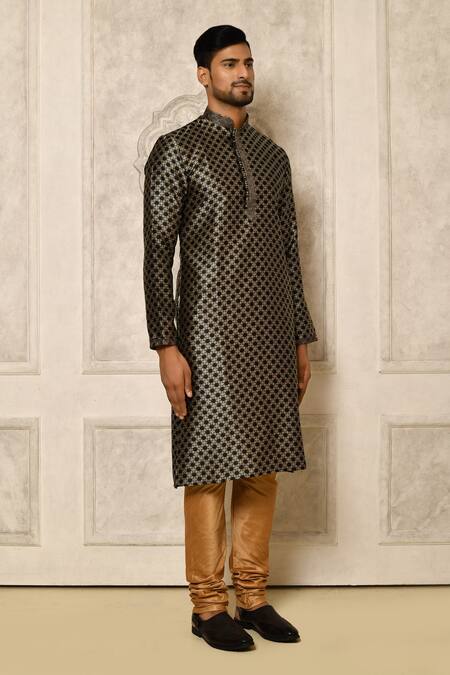 Buy_Naintara Bajaj_Black Kurta Jacquard Silk Woven Diamond Pattern Set 