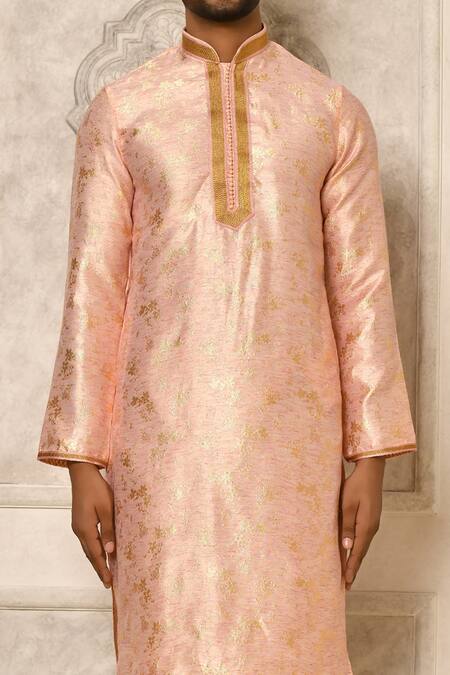 Shop_Naintara Bajaj_Pink Kurta Linen Silk Woven Flower Pattern And Pyjama Set 