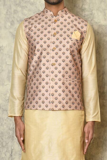 Samyukta Singhania Peach Cotton Embroidery Lotus Print Bundi at Aza Fashions Samyukta Singhania_Peach Cotton Embroidery Lotus Print Bundi_at_Aza_Fashions