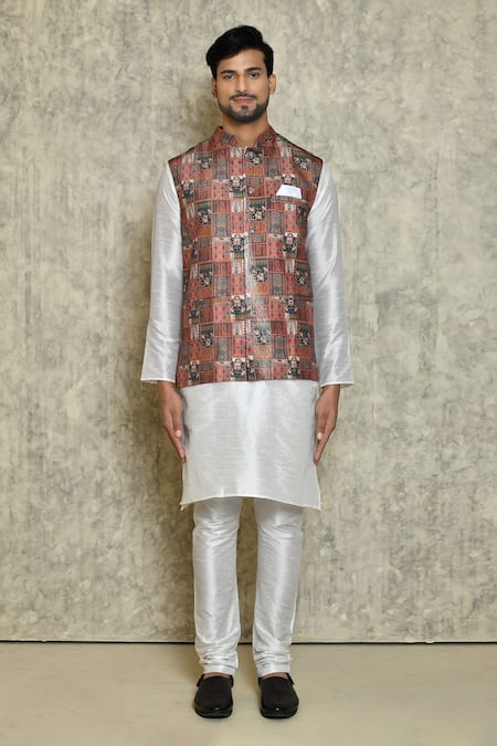 Naintara Bajaj_Red Bundi And Churidar Cotton Printed Floral And Full Sleeve Kurta Set _at_Aza_Fashions