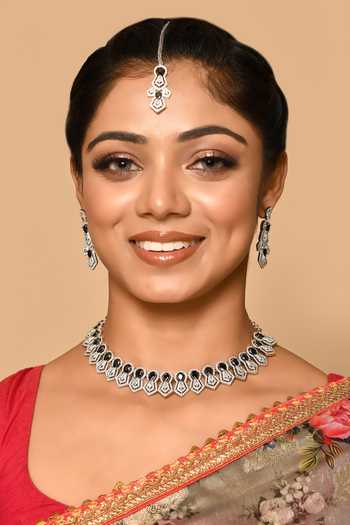Nazaakat By Samara Singh_Black Stone Embellished Angular Necklace Set_at_Aza_Fashions
