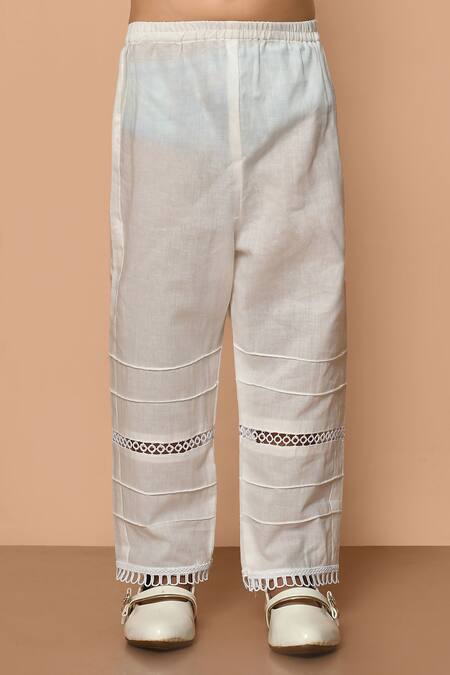 Pankhuri By Priyanka_Yellow Cotton, Chiffon Lace Leaf Hand Block Print Kurta Set _Online_at_Aza_Fashions