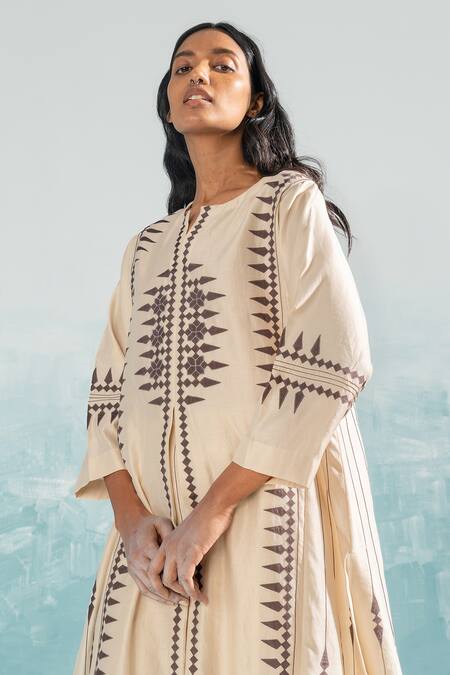 Buy_Ikai By Ragini Ahuja_Beige Cotton, Silk, Chanderi Applique Split V-neck Nile Tribal A-line Kurta_Online_at_Aza_Fashions