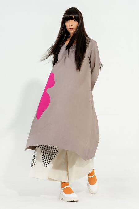 Stoique_Grey Cotton Applique V-neck Cinnamon Work Asymmetric Hem Tunic _at_Aza_Fashions