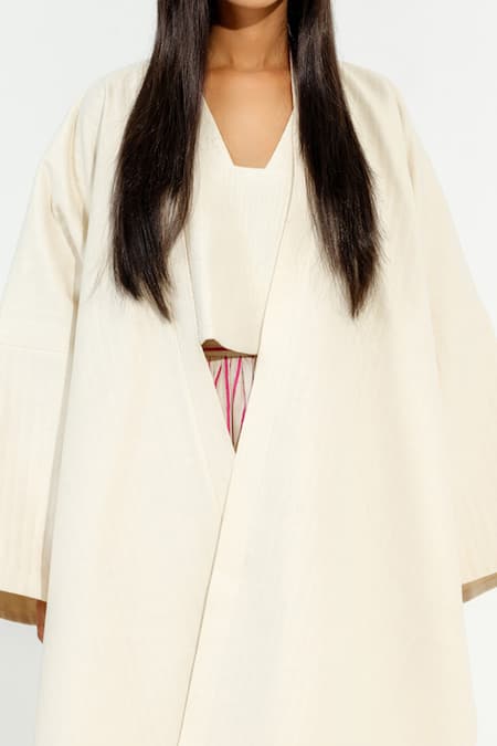 Stoique Off White Cotton Embroidery Open Neck Shitake Quilted Pattern Jacket Online at Aza Fashions Stoique_Off White Cotton Embroidery Open Neck Shitake Quilted Pattern Jacket _Online_at_Aza_Fashions