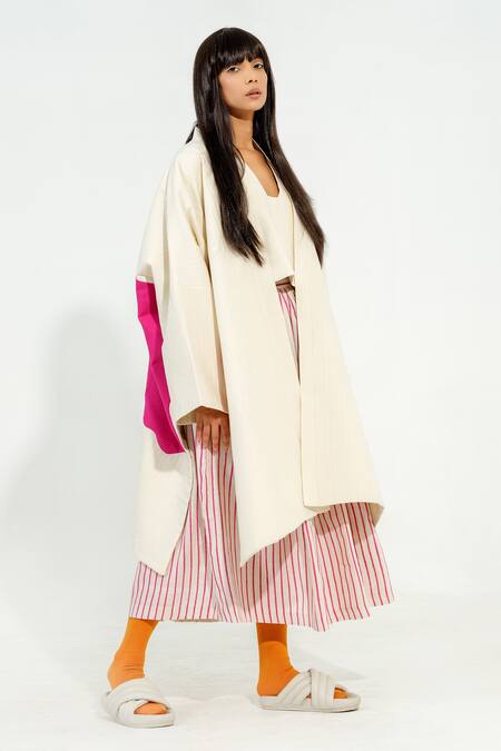 Buy_Stoique_Off White Cotton Embroidery Open Neck Shitake Quilted Pattern Jacket _Online_at_Aza_Fashions