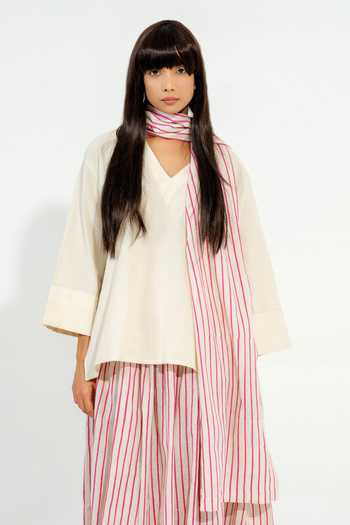 Stoique_Off White Cotton V-neck Pepper Full Sleeve Top _Online_at_Aza_Fashions