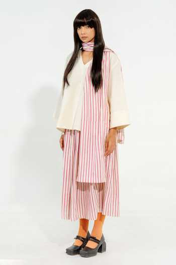 Shop_Stoique_Off White Cotton V-neck Pepper Full Sleeve Top _Online_at_Aza_Fashions