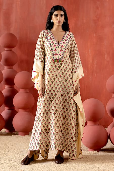 Shop_Amisha Kothari_Beige Cotton, Silk Tassels V-neck Amba Printed Kaftan _Online_at_Aza_Fashions