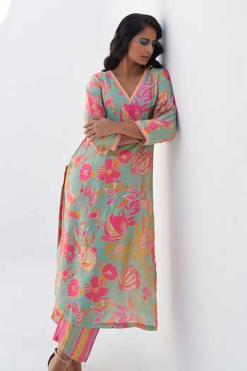 Buy Archana Shah Green Silk Pomegranate V Neck Evoke Pomo Pattern Kurta And Pant Set Online at Aza Fashions Buy_Archana Shah_Green Silk Pomegranate V Neck Evoke Pomo Pattern Kurta And Pant Set _Online_at_Aza_Fashions