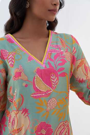 Shop Archana Shah Green Silk Pomegranate V Neck Evoke Pomo Pattern Kurta And Pant Set Online at Aza Fashions Shop_Archana Shah_Green Silk Pomegranate V Neck Evoke Pomo Pattern Kurta And Pant Set _Online_at_Aza_Fashions