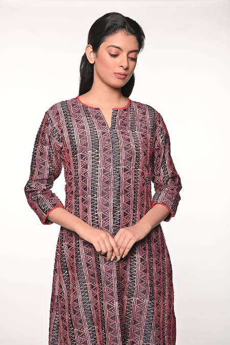 Shop_Soumodeep Dutta_Blue Chanderi Embroidered Kantha Notched Geometric Kurta With Pant_Online_at_Aza_Fashions