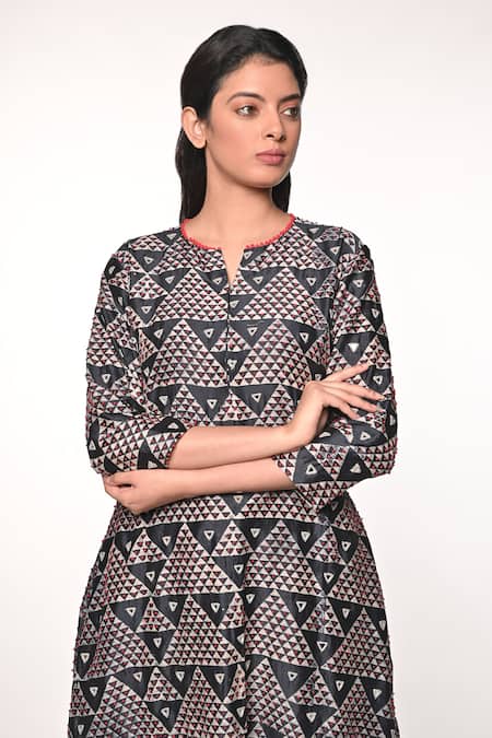 Soumodeep Dutta_Blue Chanderi And Embroidery Triangle Notched Kurta & Pant Set_at_Aza_Fashions