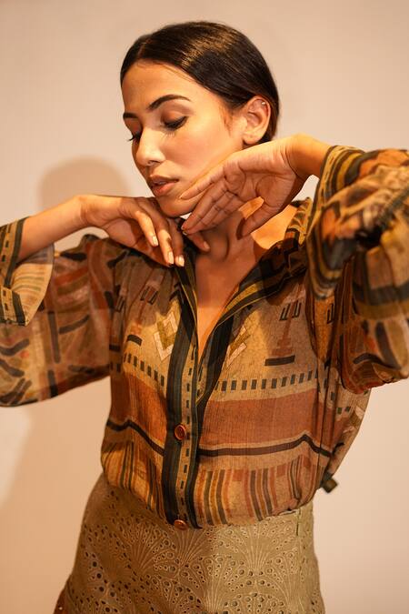 Buy Nikita Mhaisalkar Green Crepe Collared Aztec Print Shirt Online at Aza Fashions Buy_Nikita Mhaisalkar_Green Crepe Collared Aztec Print Shirt _Online_at_Aza_Fashions