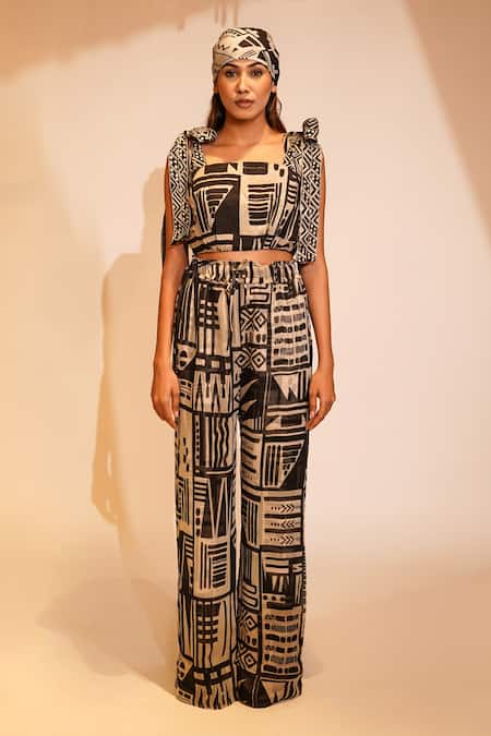 Nikita Mhaisalkar Black Silk Embroidery Square Neck Aztec Print And Embellished Crop Top Online at Aza Fashions Nikita Mhaisalkar_Black Silk Embroidery Square Neck Aztec Print And Embellished Crop Top _Online_at_Aza_Fashions