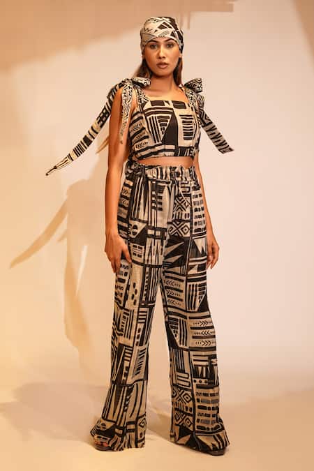 Buy Nikita Mhaisalkar Black Silk Embroidery Square Neck Aztec Print And Embellished Crop Top Online at Aza Fashions Buy_Nikita Mhaisalkar_Black Silk Embroidery Square Neck Aztec Print And Embellished Crop Top _Online_at_Aza_Fashions