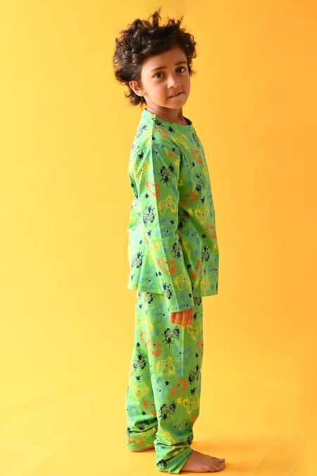 Anthrilo_Green Gamer Print T-shirt And Pyjama Set _Online_at_Aza_Fashions