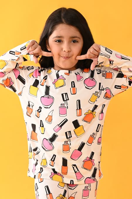 Buy_Anthrilo_White Cotton Nail Paint Print Pyjama Set _Online_at_Aza_Fashions